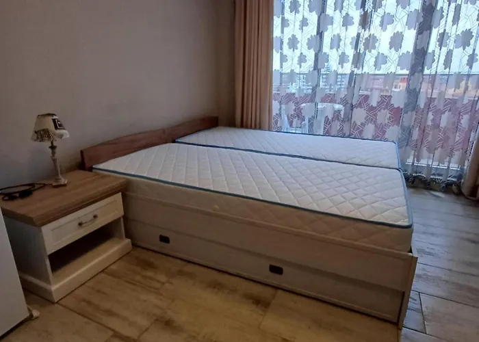 Апартаменты Admiral Plaza 35 -studio-sunny