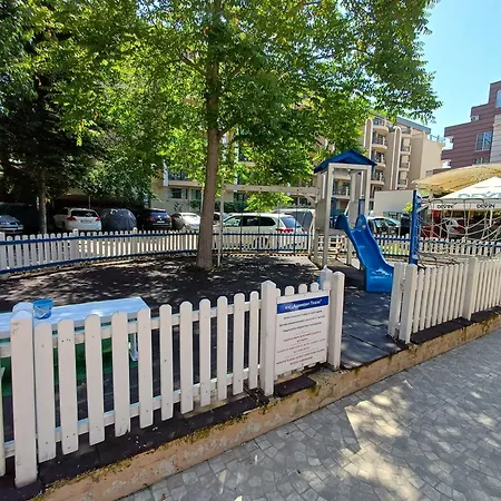 Apartamento Admiral Plaza 35 -studio-sunny *